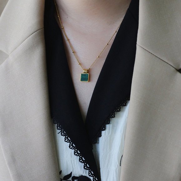 NEW 18K Gold Plated Square Malachite Necklace - Picture 6 of 8